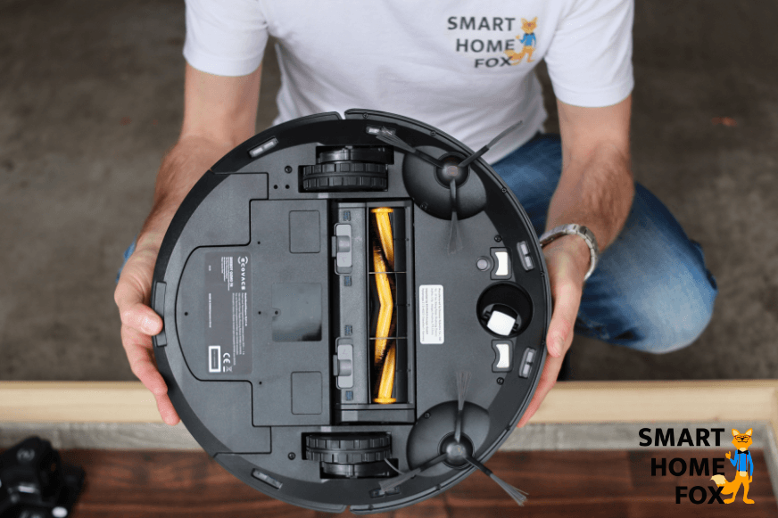 Ecovacs Deebot OZMO T8 снизу